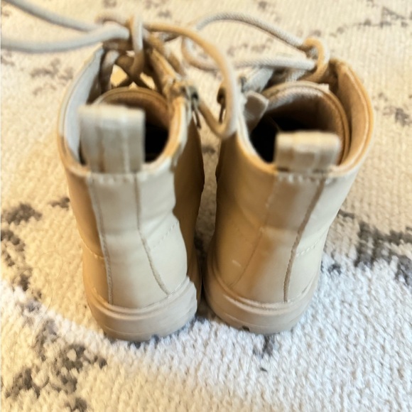 Zara kids boots Euro size 24 - Picture 3 of 4